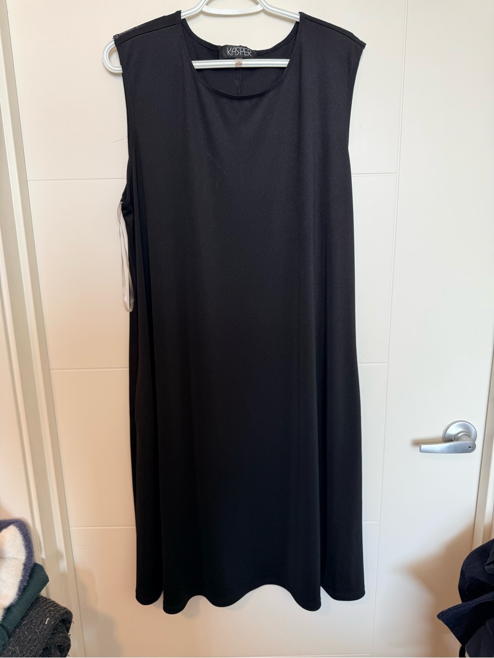 Kasper Black Sleeveless Midi Shift Dress